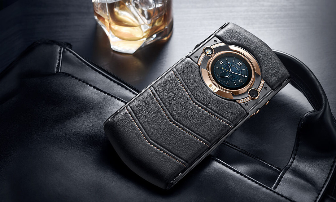 8848 m5发布:双屏 骁龙835,最高29999元