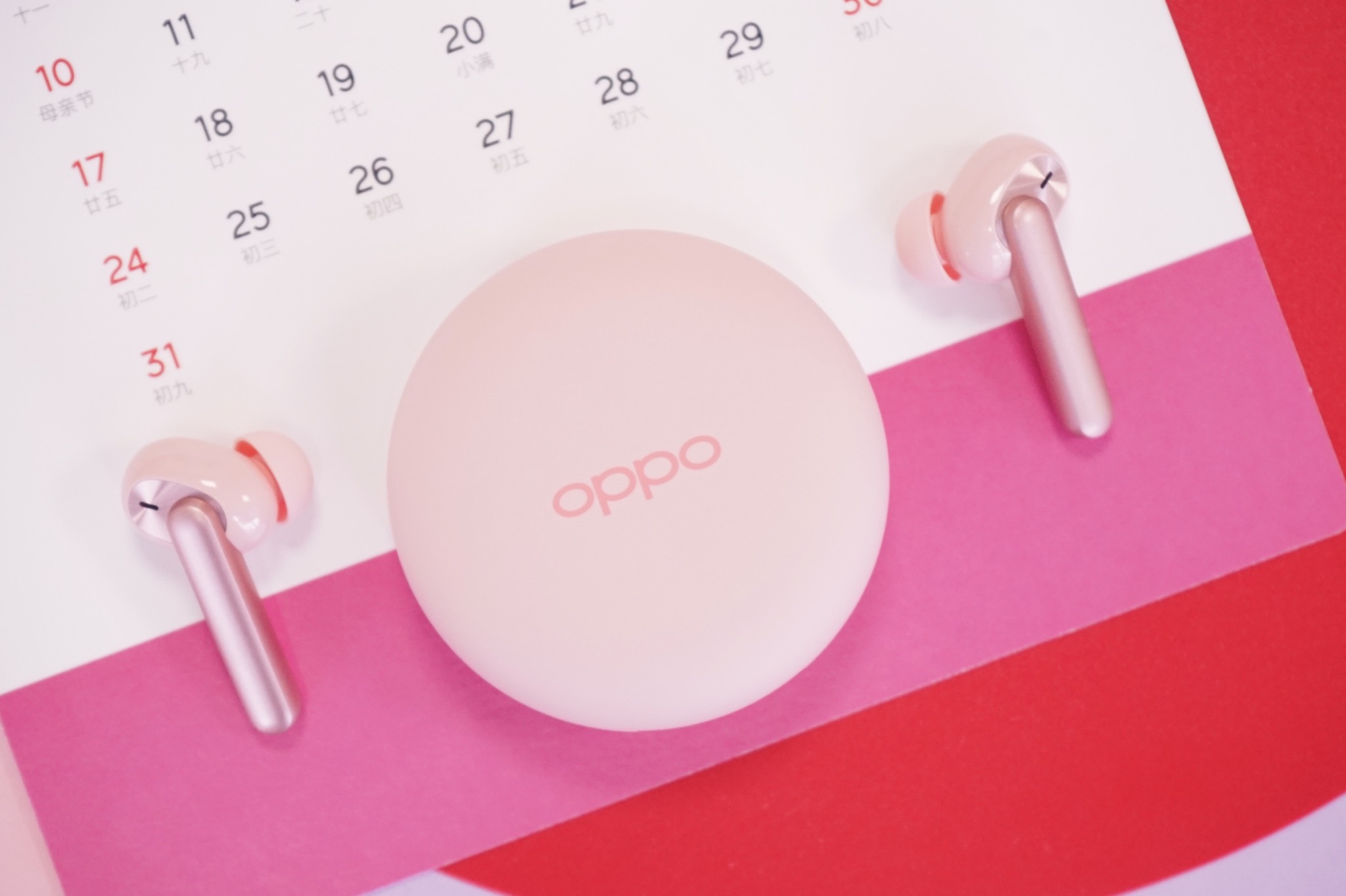 oppow31推出全新配色老夫的少女心得到了大满足