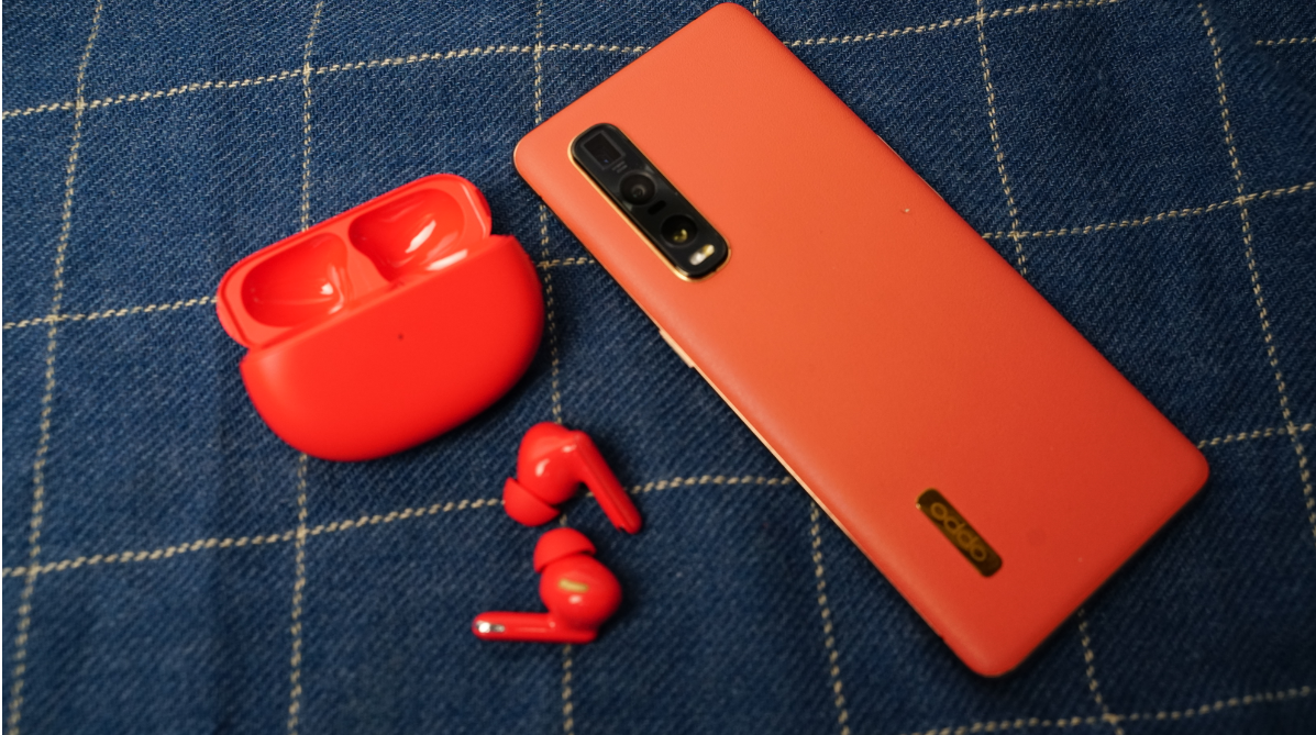 oppo enco x故宫福启版图赏:鸾游祥云古风传韵