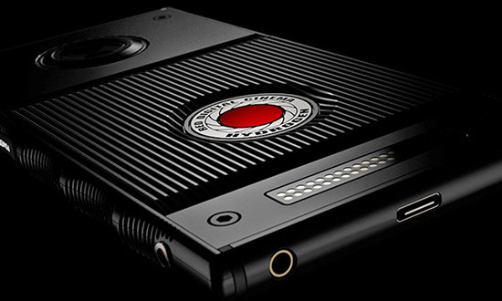 史上最炫!全球首款全息屏手机发布:支持裸眼3