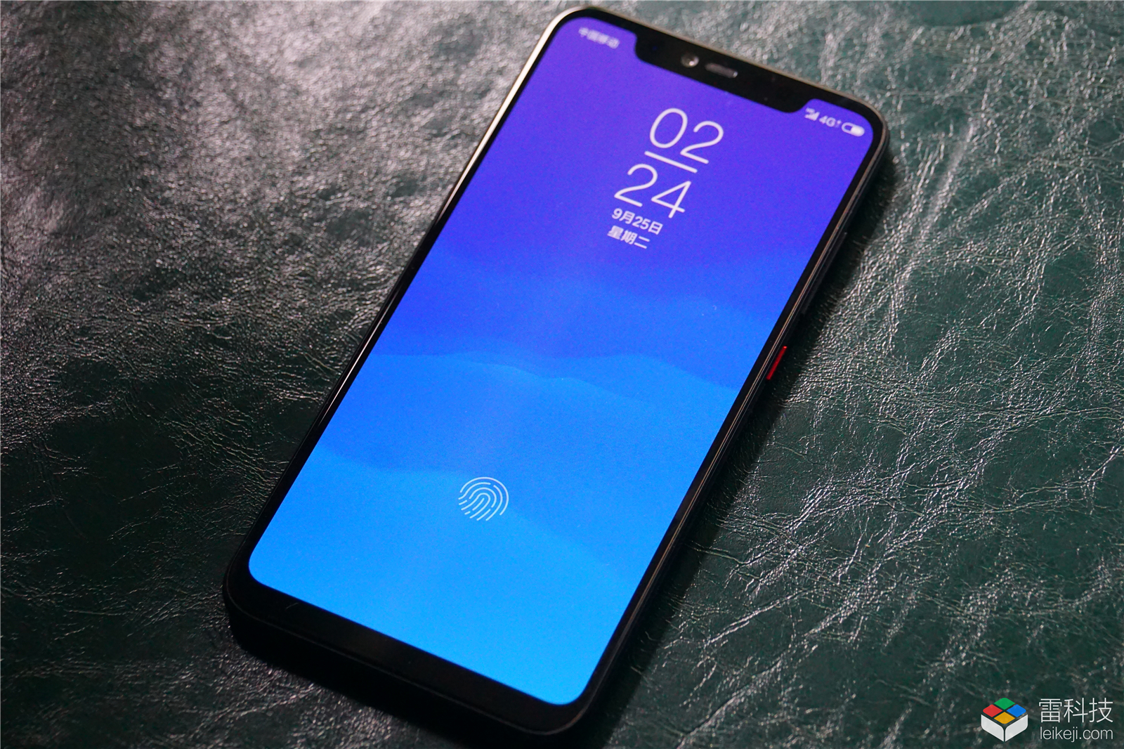 小米8透明探索版图赏:最极客范的平价旗舰,36