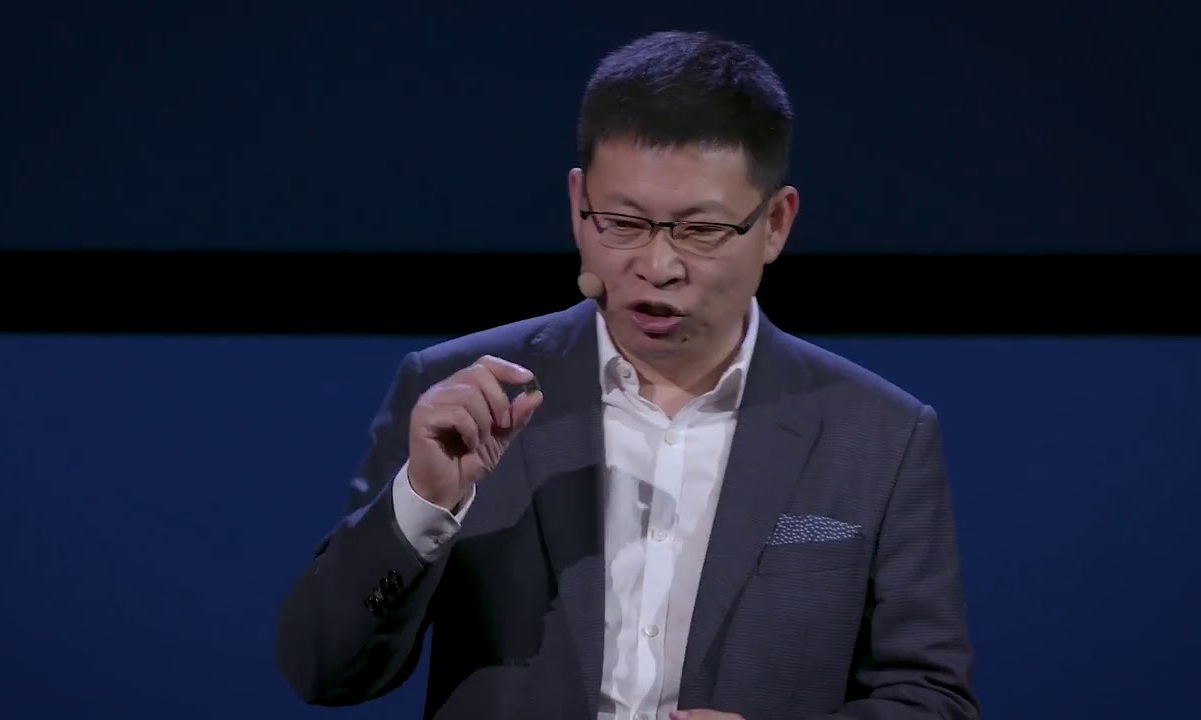华为要赶超苹果三星?余承东表雄心壮志:手机出货量今年破2亿台