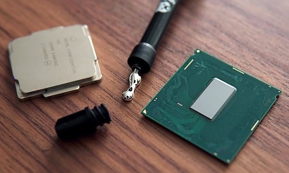 10月1日发布!Intel 9代酷睿全面曝光,性能爆炸