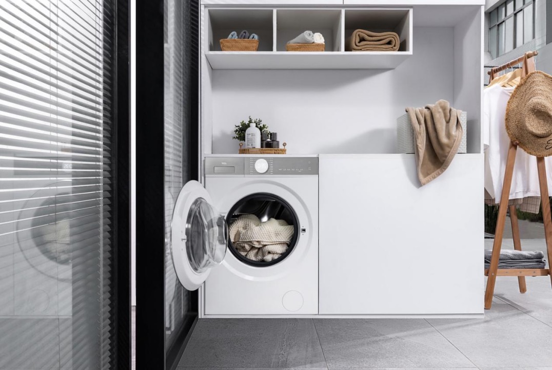 TCL太能整活了！超级筒洗衣机如何重新定义“机洗”？
