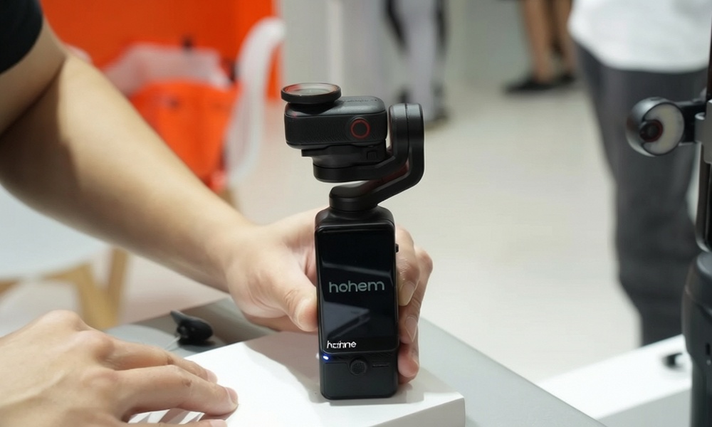 2‑in‑1 Gimbal‑Thumb Camera! I Got Hands‑On with Hohem Eyepic at IFA: Ingenious Design