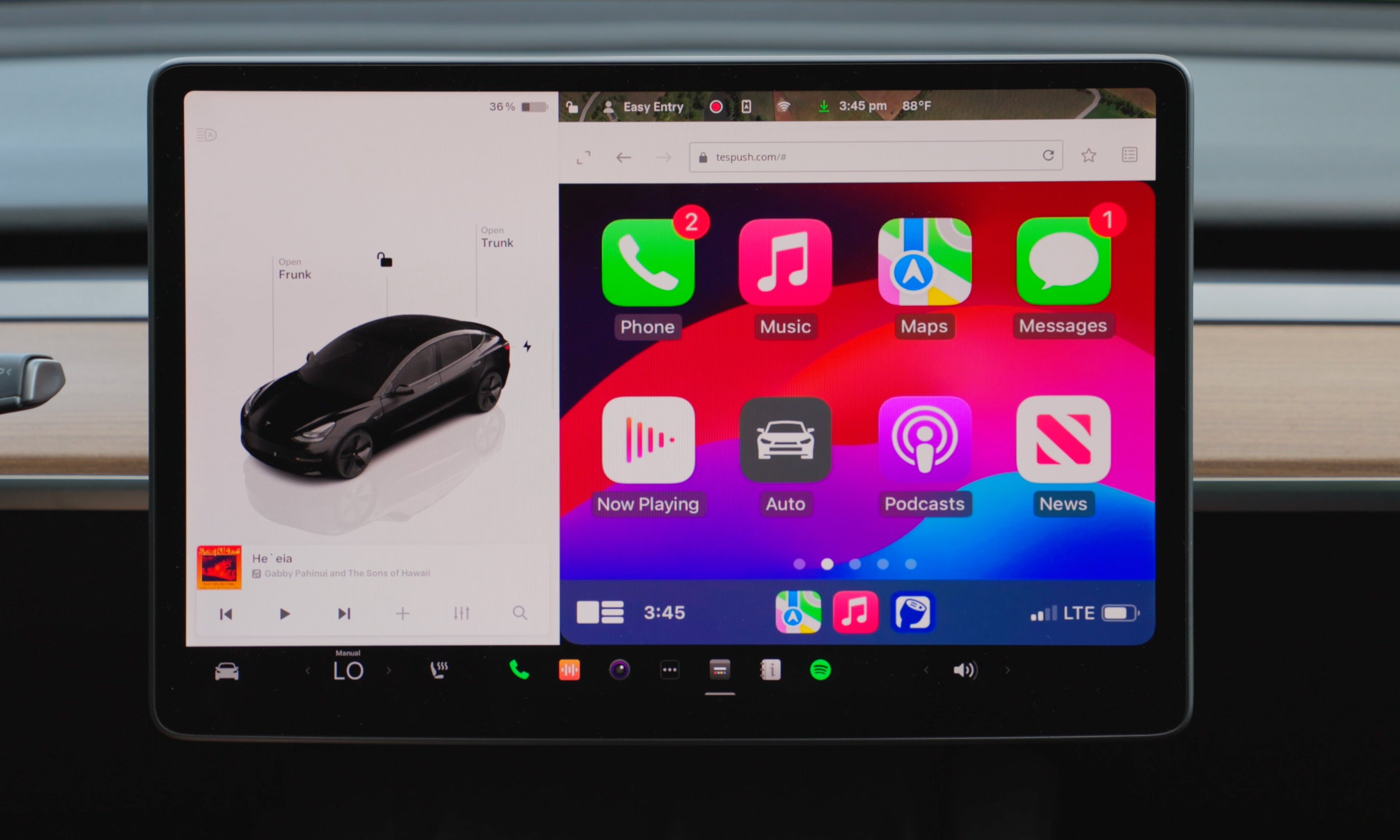 马斯克向苹果「低头」？特斯拉牵手CarPlay，但还是打不过中国智能座舱