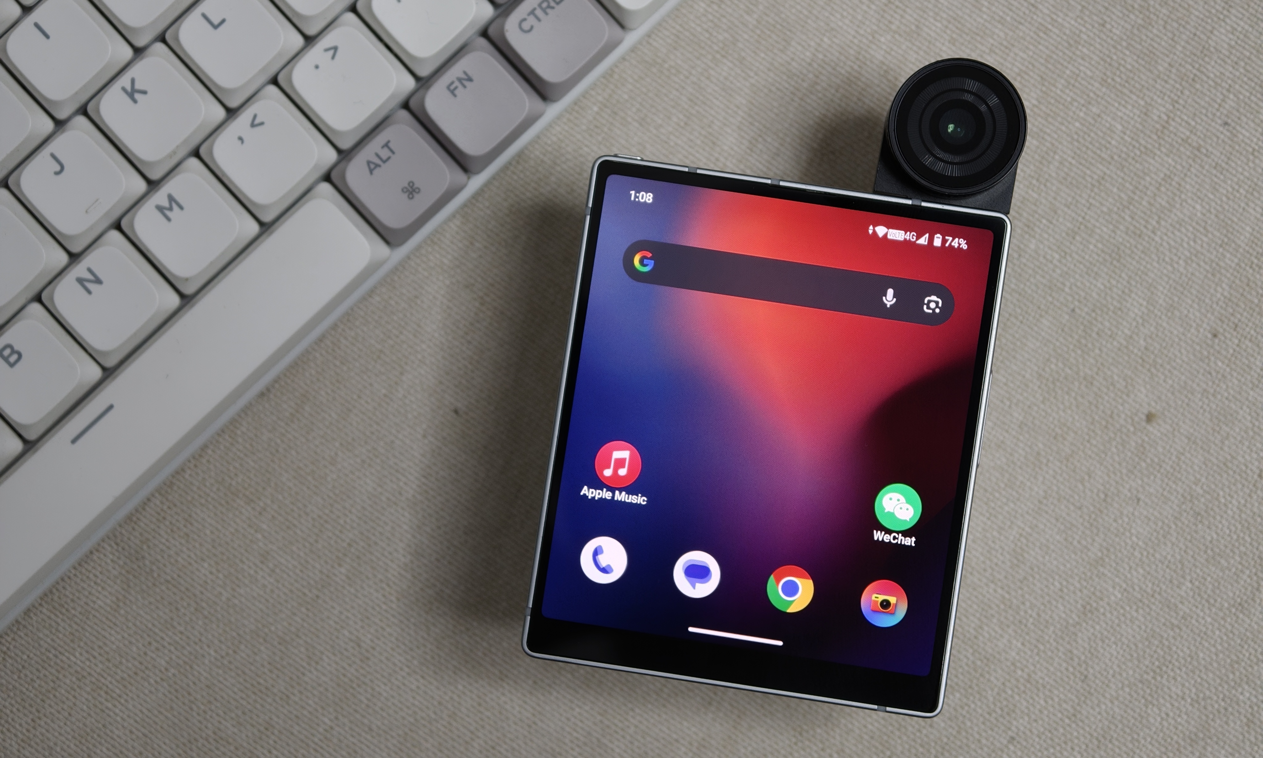 自费实测！iKKO方屏AI手机：蓝宝石屏细节惊艳，要靠云算力打天下？