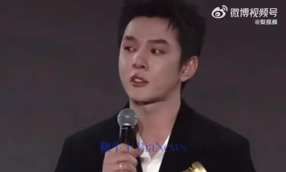 李佳琦宣布退网半年！一次精心设计的压力测试？