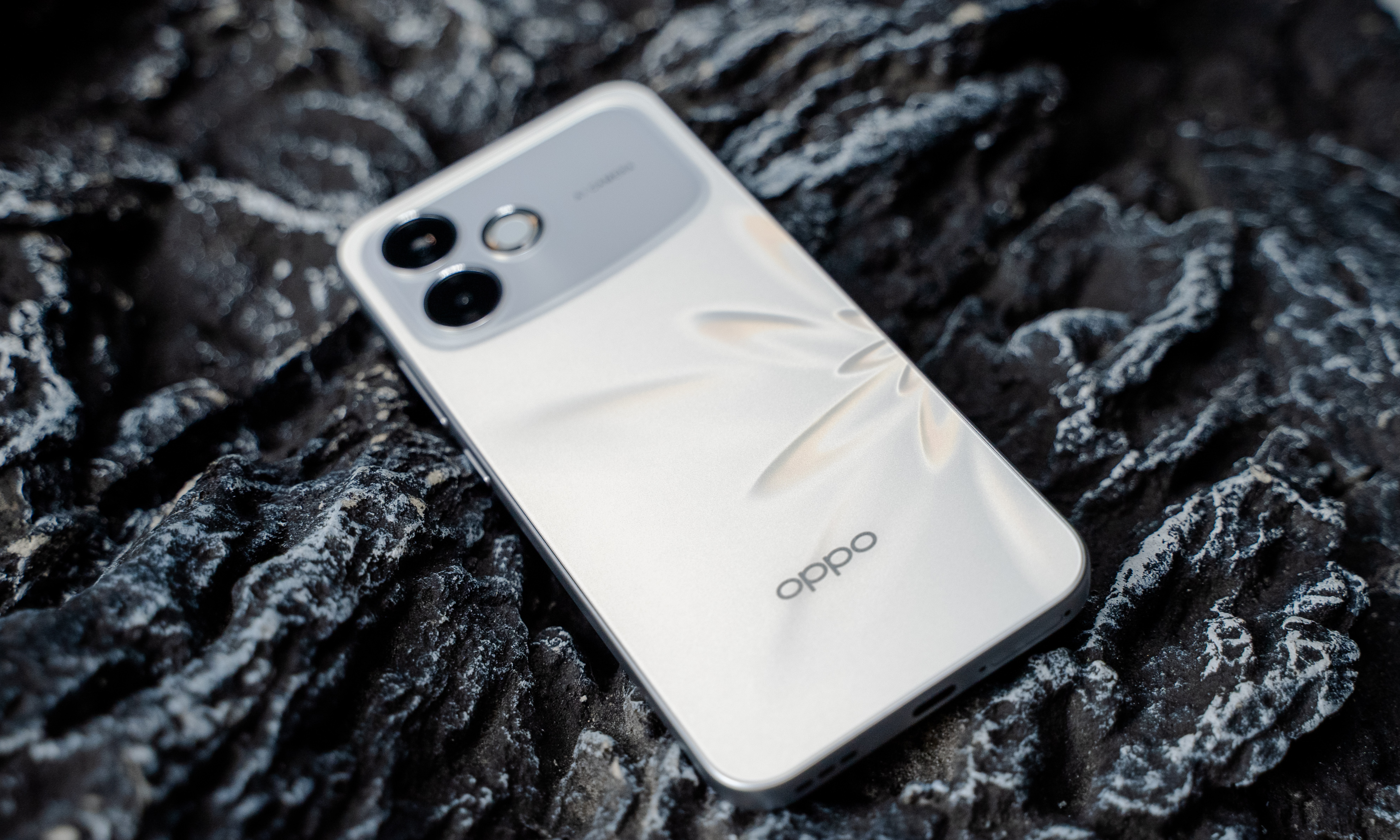 OPPO A6s Pro上手：有水有泥依然流畅，卷向户外场景？