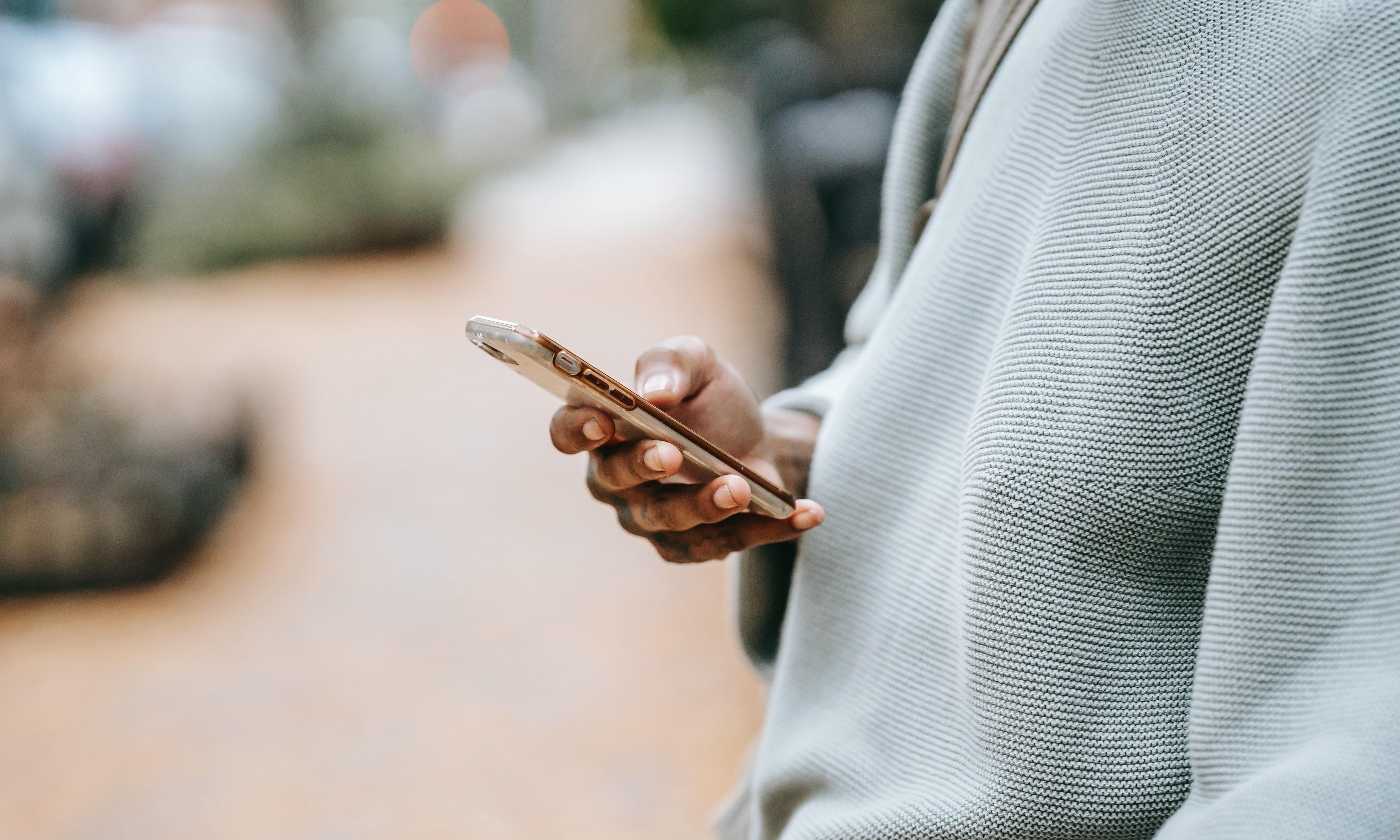 24GB内存手机来了！与其卷内存，不如好好治理App生态？