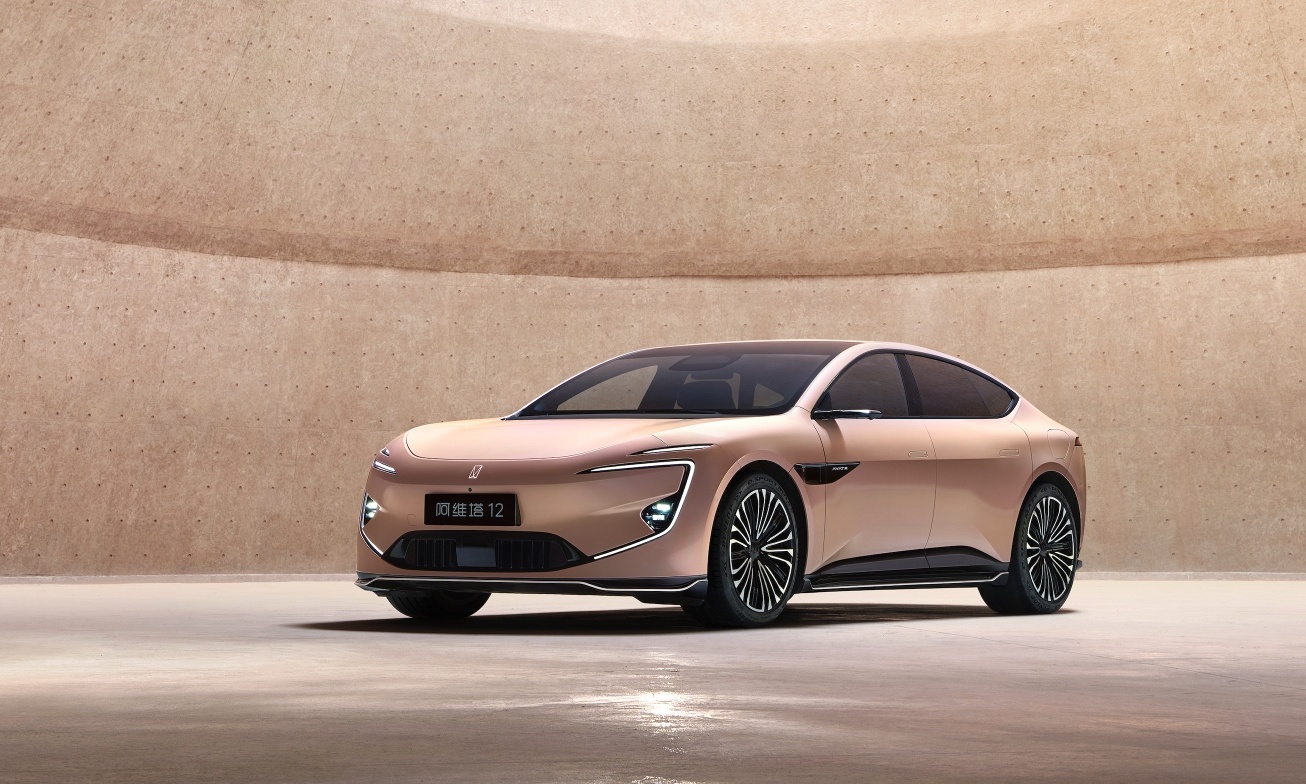 三年亏百亿！阿维塔冲刺港交所，CHN模式如何克服三大考验？