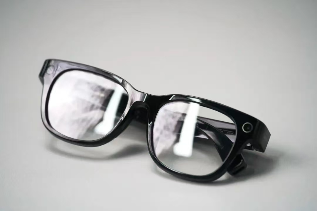 小米AI眼镜外观展示