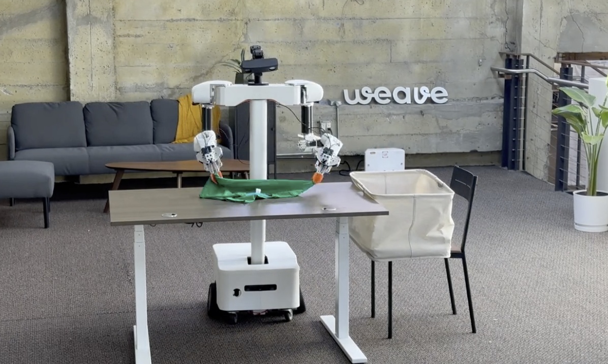 售价7999美元的家庭机器人发布，好消息：会叠衣服！坏消息：只会叠衣服