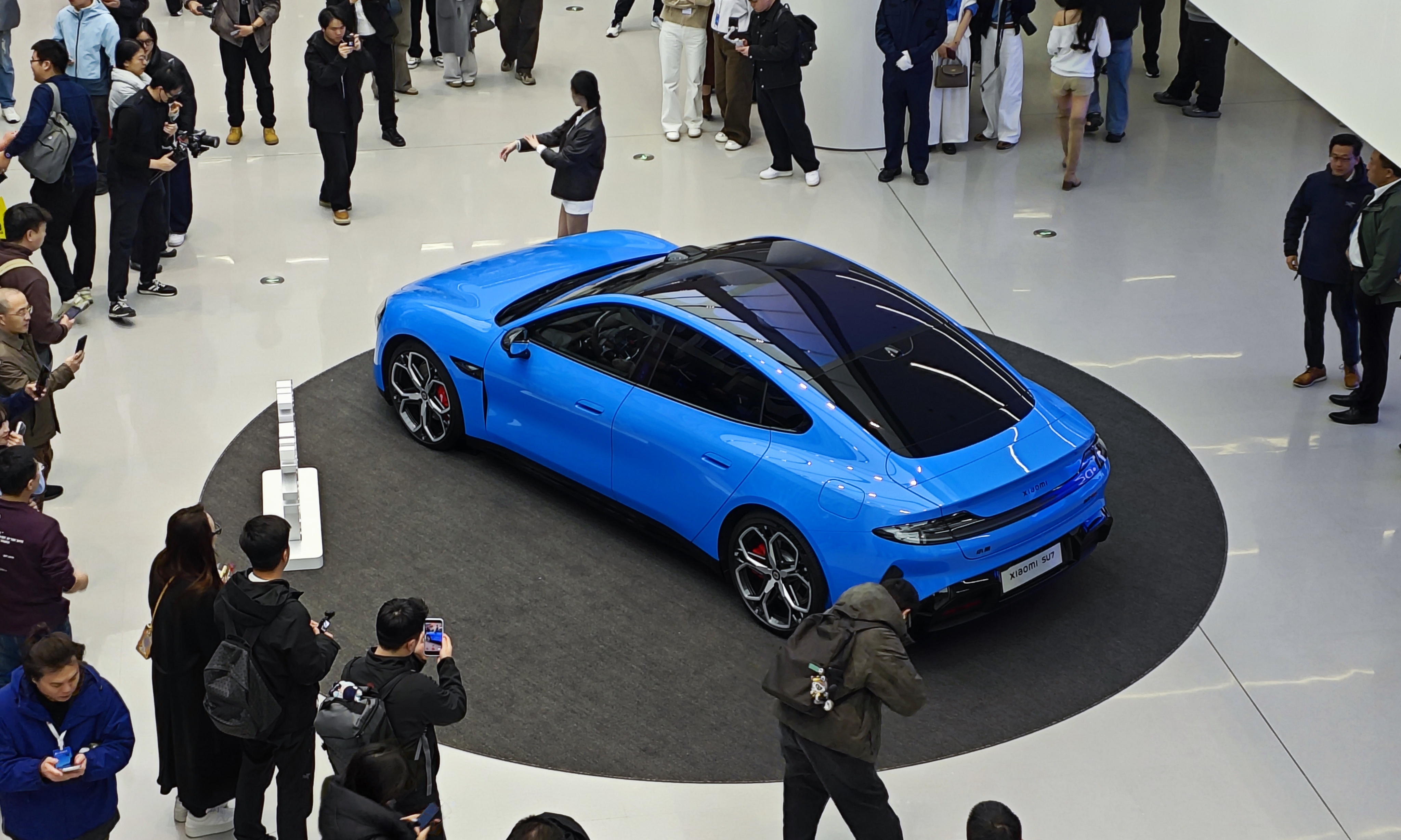 21.99万起，新一代SU7上市！这次小米不想只当「性价比屠夫」