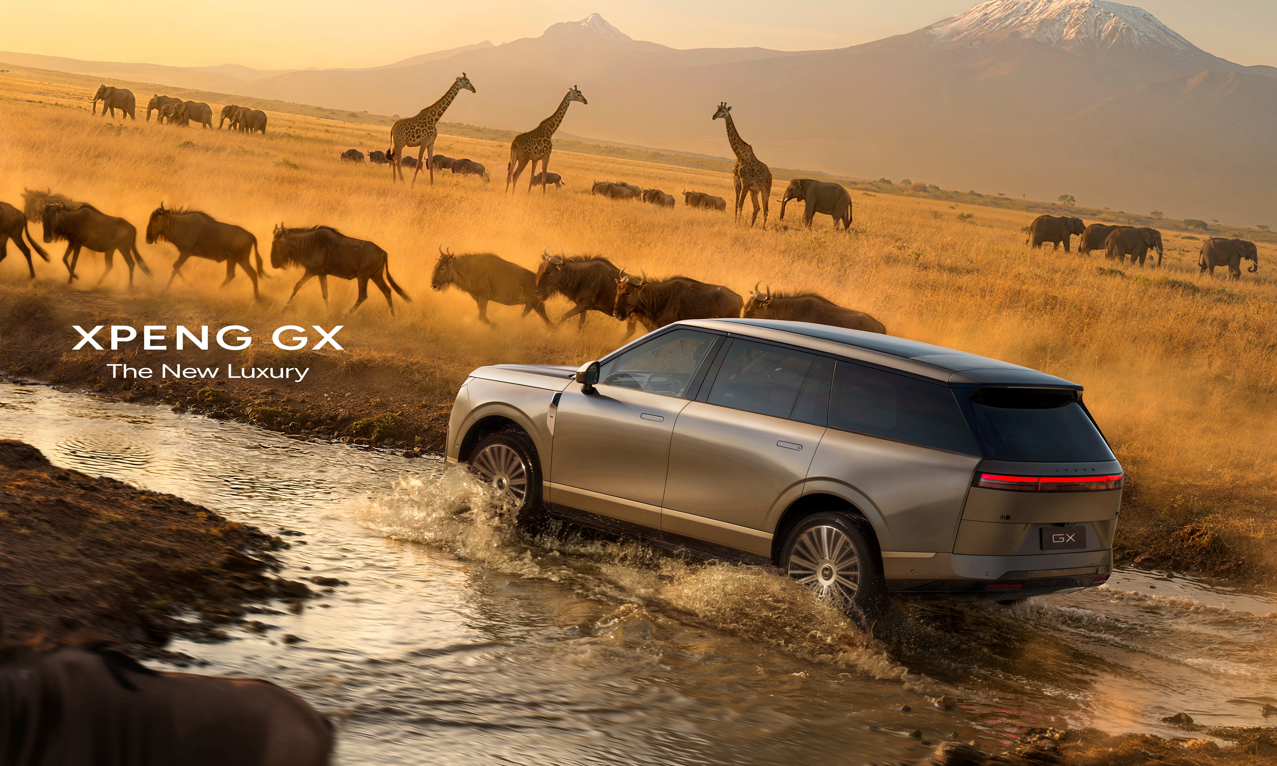 年度旗舰「小鹏GX」亮相：AI底盘正式参战，正面硬刚理想L9、问界M9！