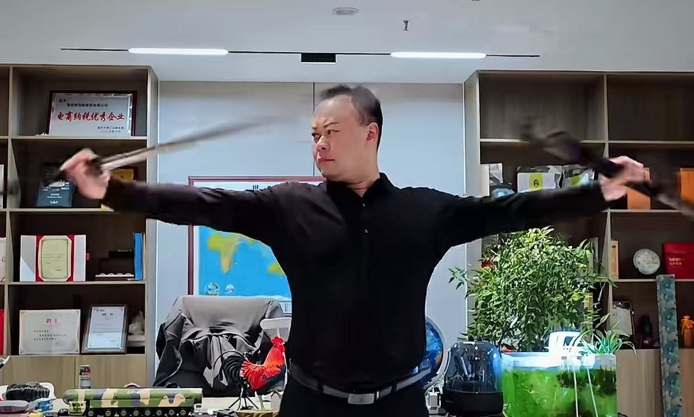 一夜蒸发2000万粉！继吴柳芳后，又一个网红“归零”了