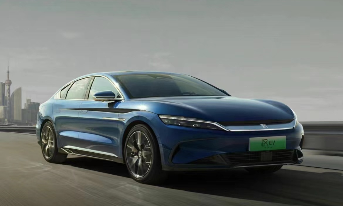 比亚迪再发福利！汉家族升级辅助驾驶，8月起推送两周年OTA