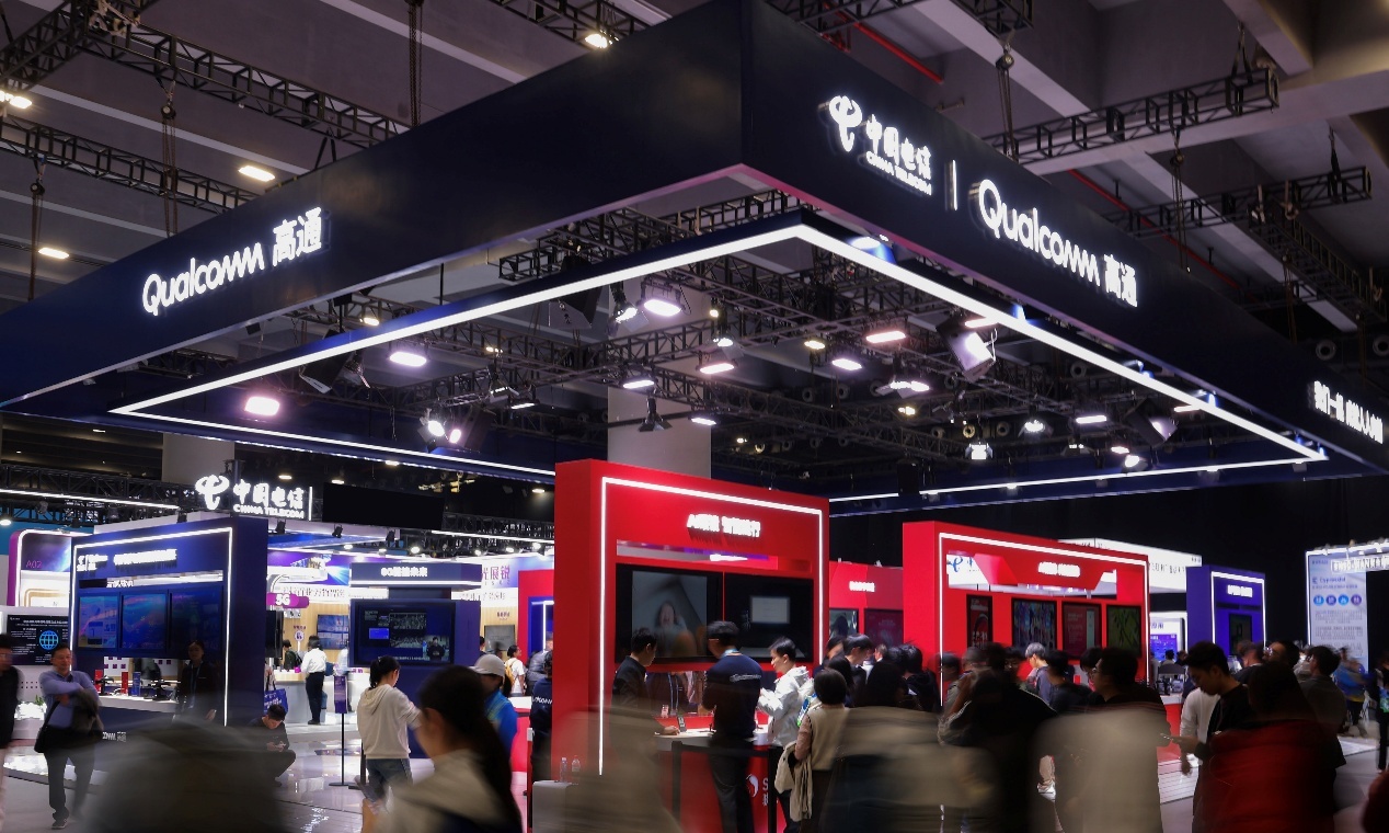 2025数智科技生态大会举行，高通与合作伙伴带来多项终端侧AI创新体验