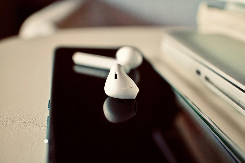 earbuds-5991409_960_720.jpg