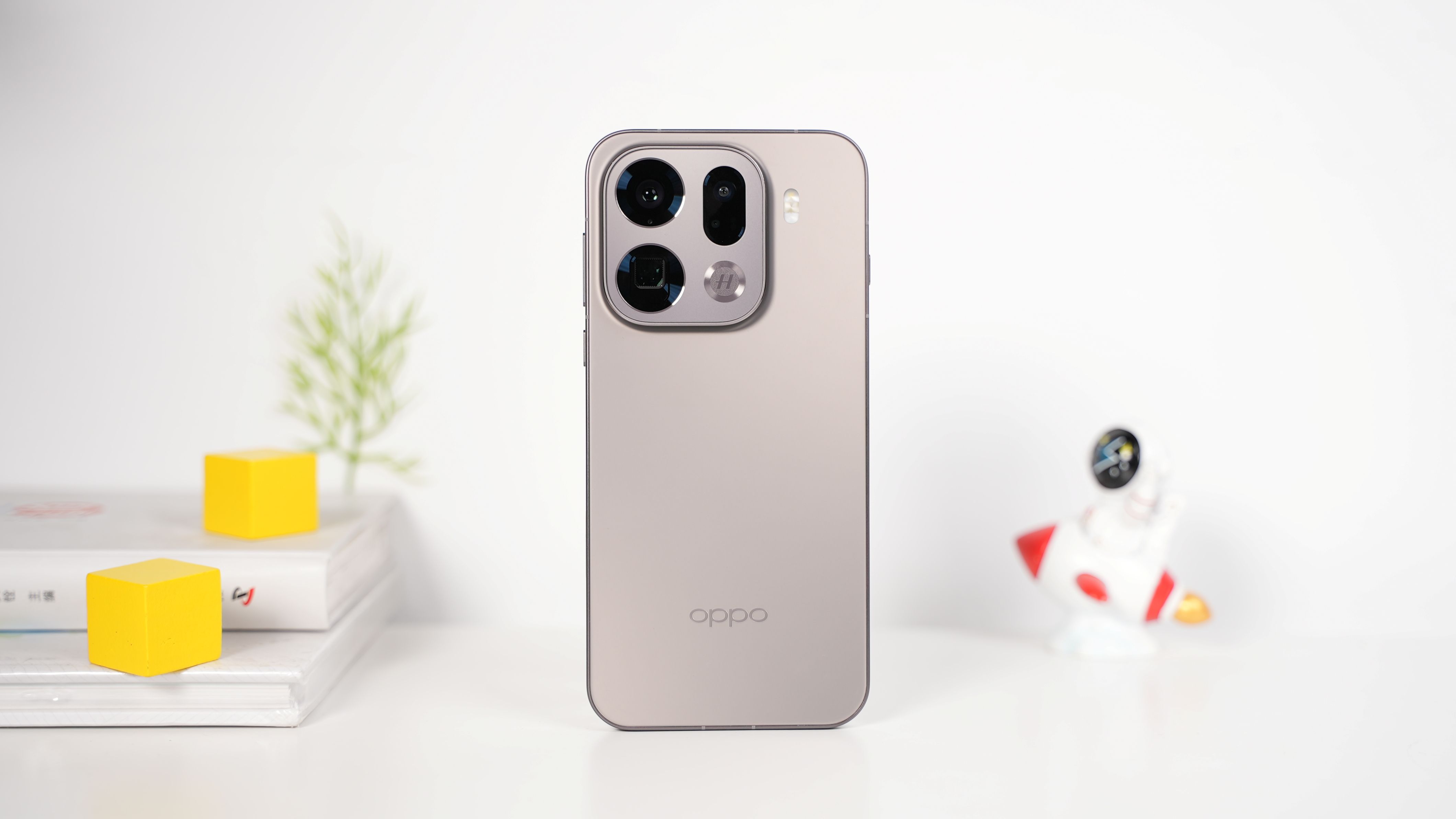 OPPO Find X9 Pro