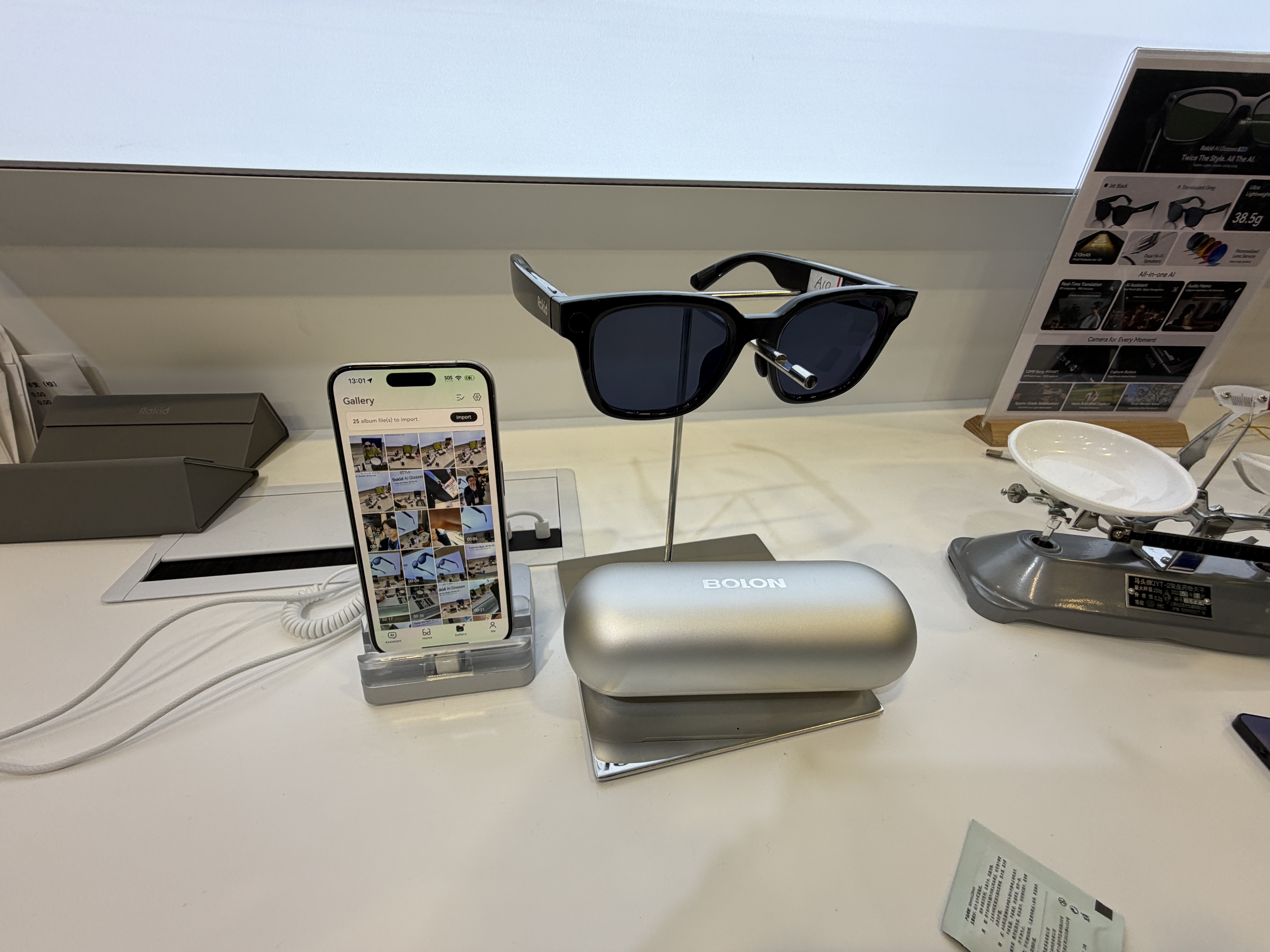 终于上桌吃饭！AI眼镜分野于CES：独立重要智能体更重要(图6)