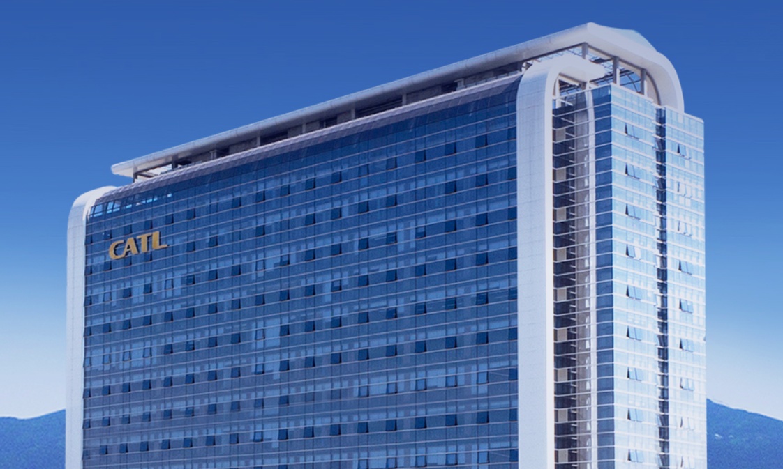 比4680更强！宁德时代发布麒麟电池：汽车续航破1000km