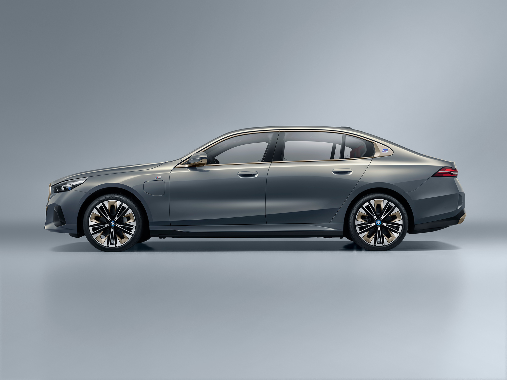 autohomecar__ChxkjmTRpEaAcWV2AAh7Lat6BAo189.jpg