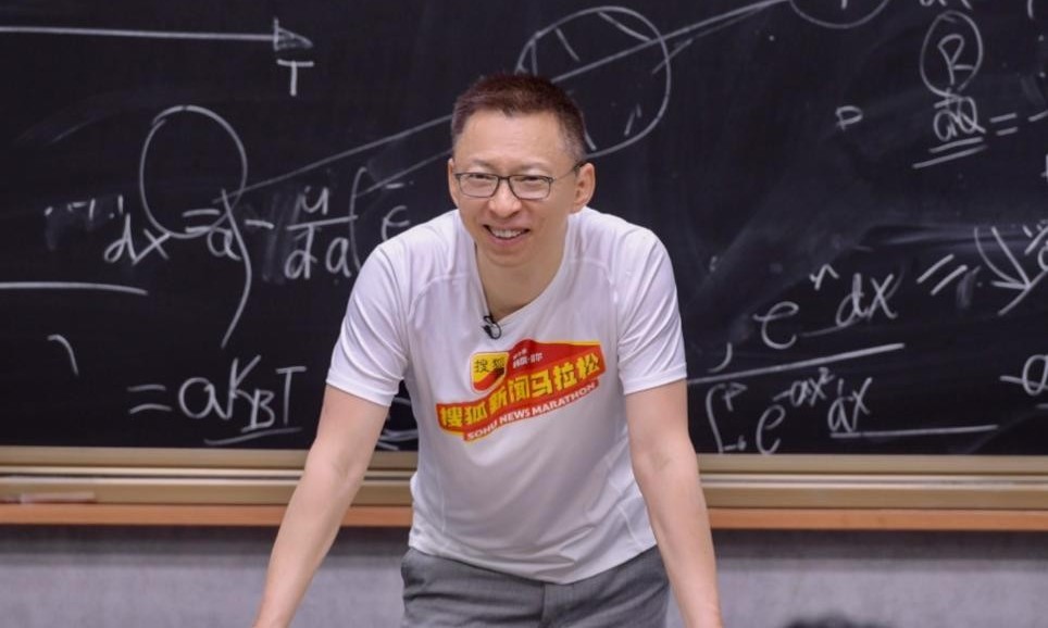 《张朝阳的物理课》详解双原子分子气体的比热