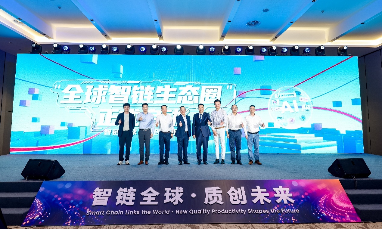 ​联想×伊利共建全球智链生态圈 用AI重塑乳业产业链