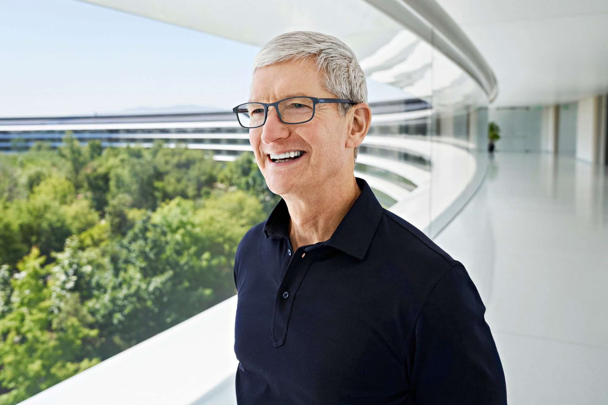 tim-cook-2000-e9041b8472c1431991e8ac9de672d2ab.jpg