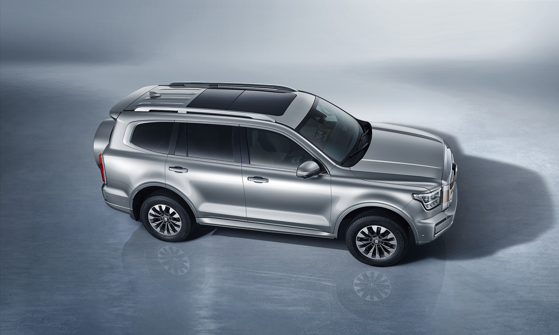 对标劳斯莱斯库里南？坦克800真车曝光：外观霸气，尺寸太唬人