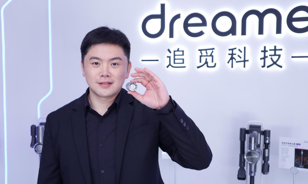 疯了！追觅千人研发团发力，0.9秒火箭超跑碾压同级