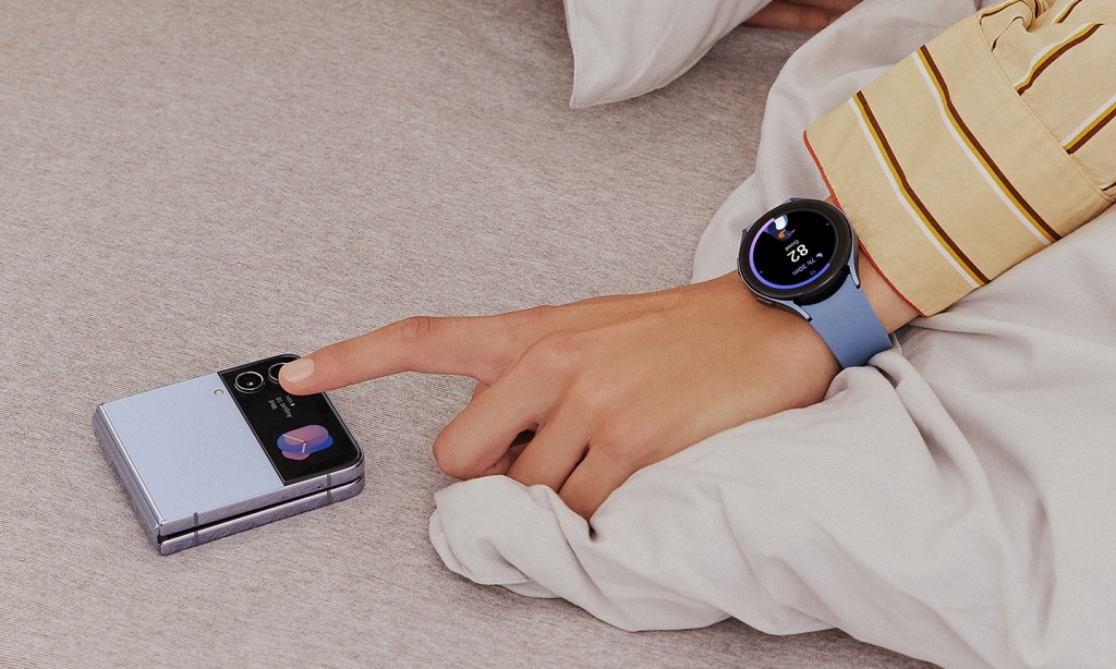 云服务，智能手机市场内卷新方向？