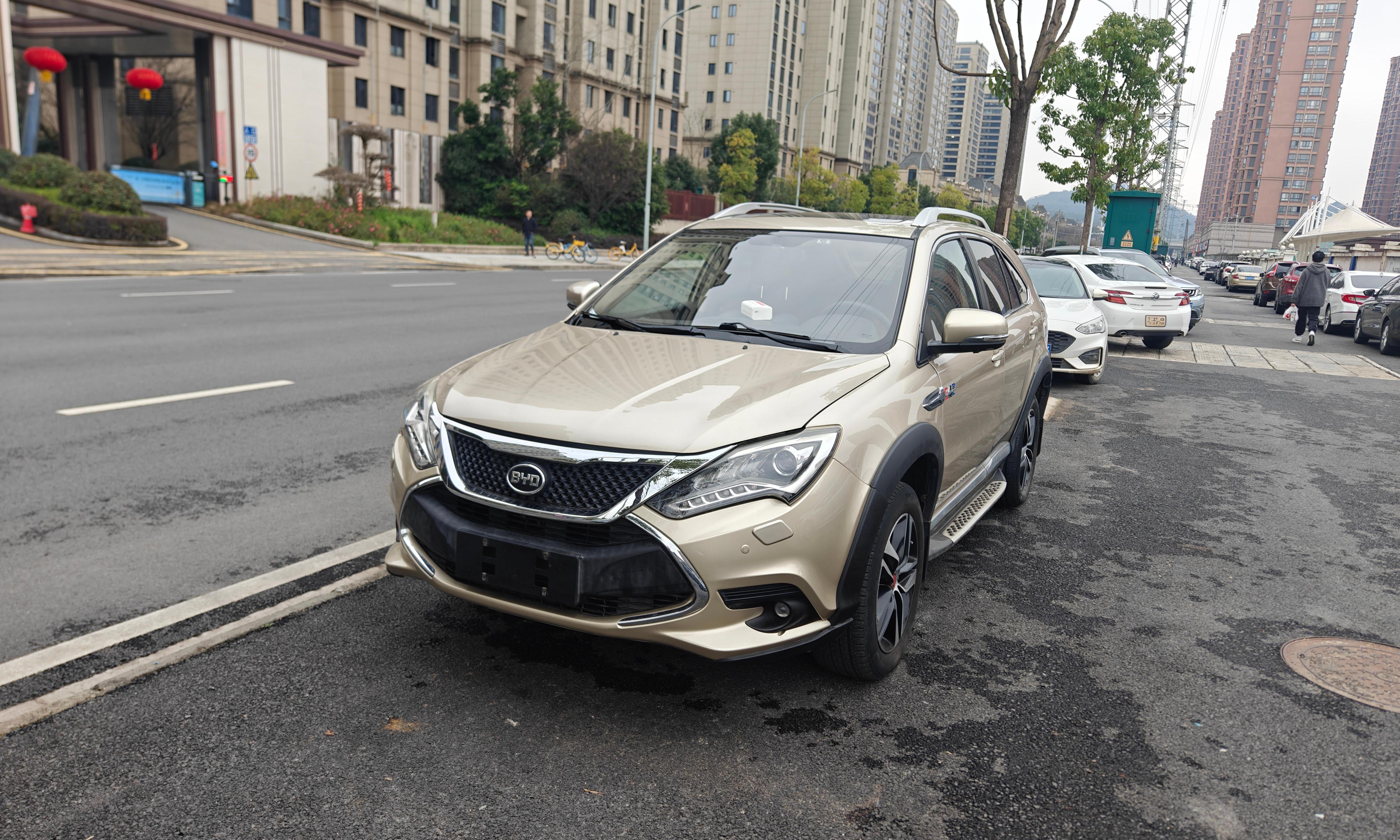 贩子、个人卖家、平台全有坑！买个二手车，我被折腾麻了