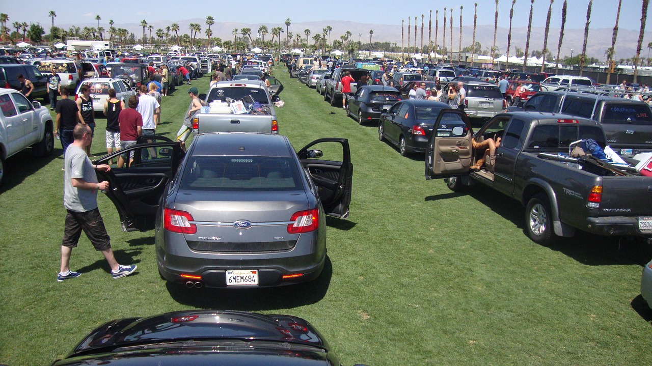 parking-lot-234263_1280.jpg