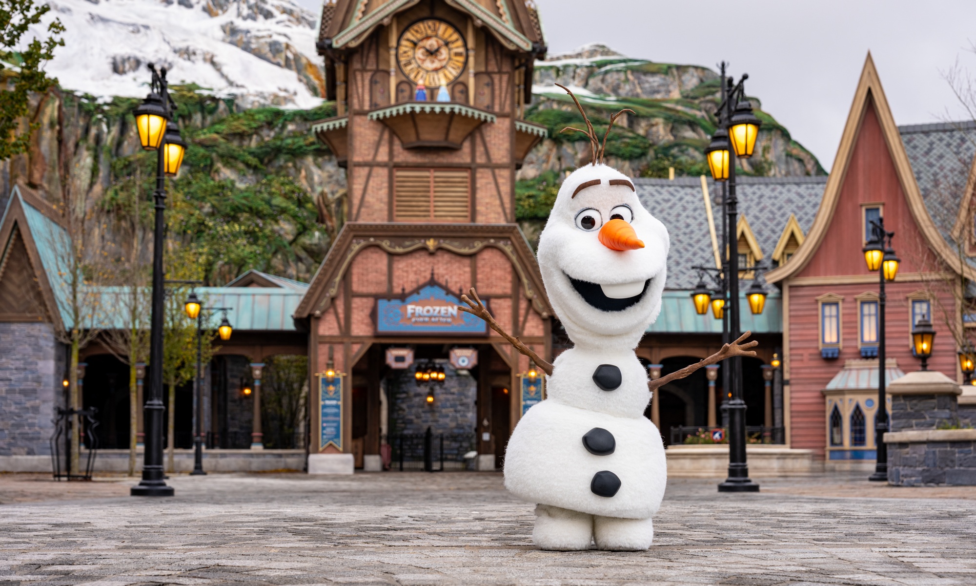 怼老黄、会卖萌！雪宝机器人亮相GTC，具身智能等来了「杀手级应用」？