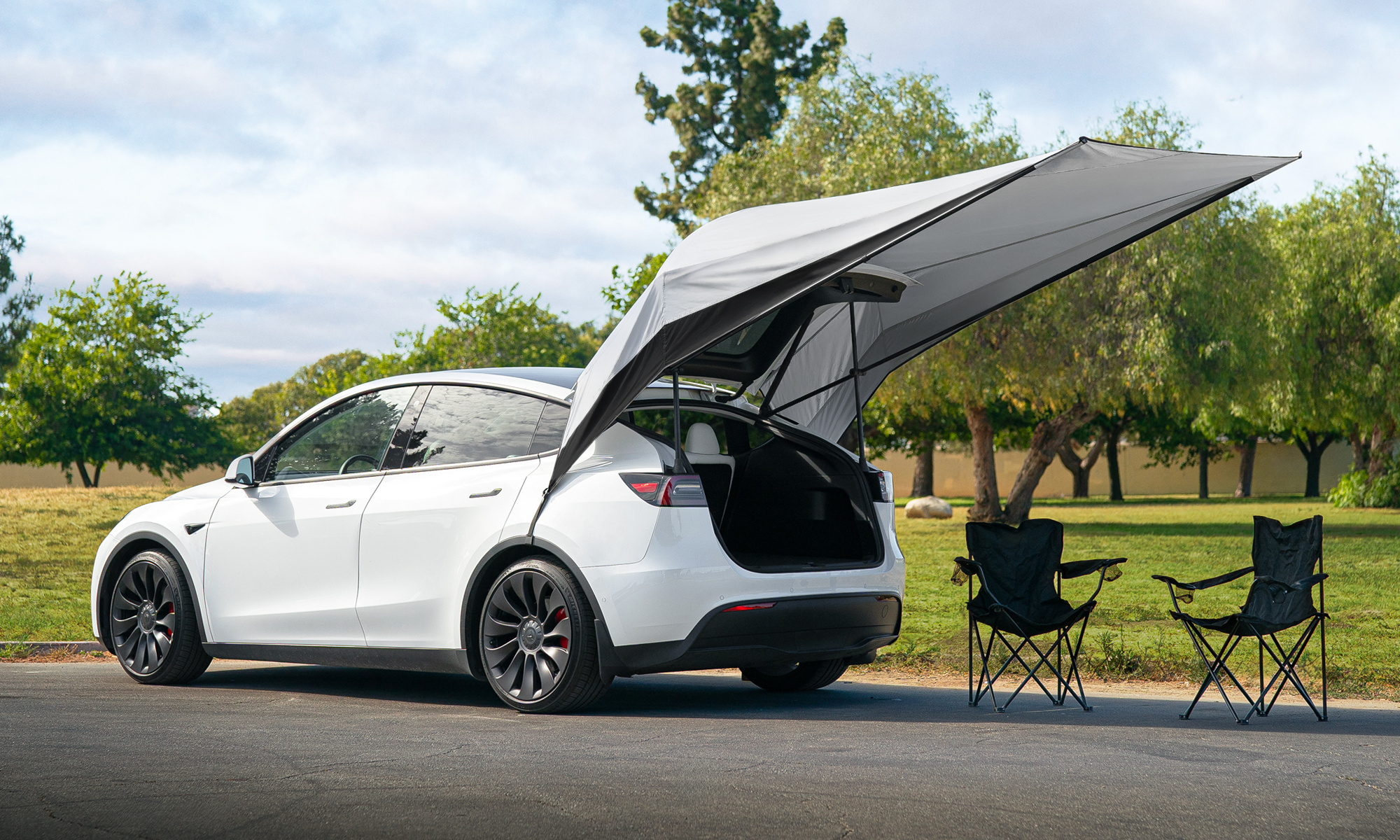 聘请首位“品牌大使”,特斯拉终于活成了自己讨厌的样子