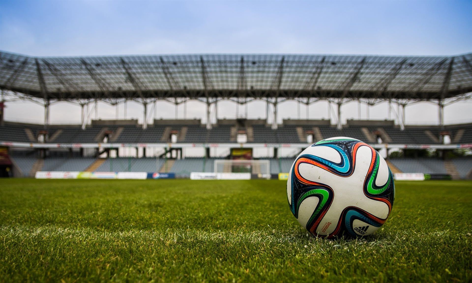 智能足球？卡塔尔世界杯用上史上“最快速”足球：内置记录芯片