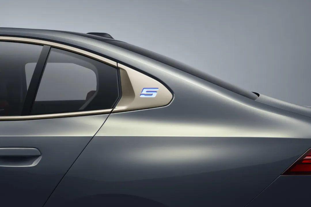 autohomecar__ChtlxmTRqI-AIFIVAAC3vzN9-h0359.jpg