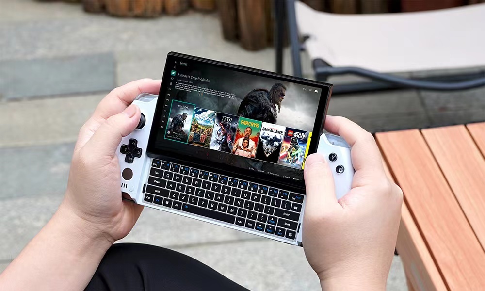 掌机也开始内卷！GPD WIN 4曝光：隐藏式键盘+超强芯片