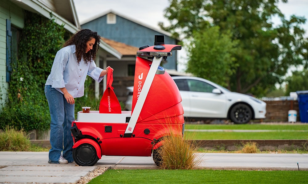 外卖员给AI打工？从送餐到「喂」数据，800万骑手成AI训练师
