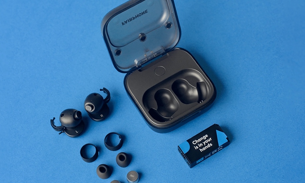 30秒就能换电池,这款TWS耳机在玩什么新花样?