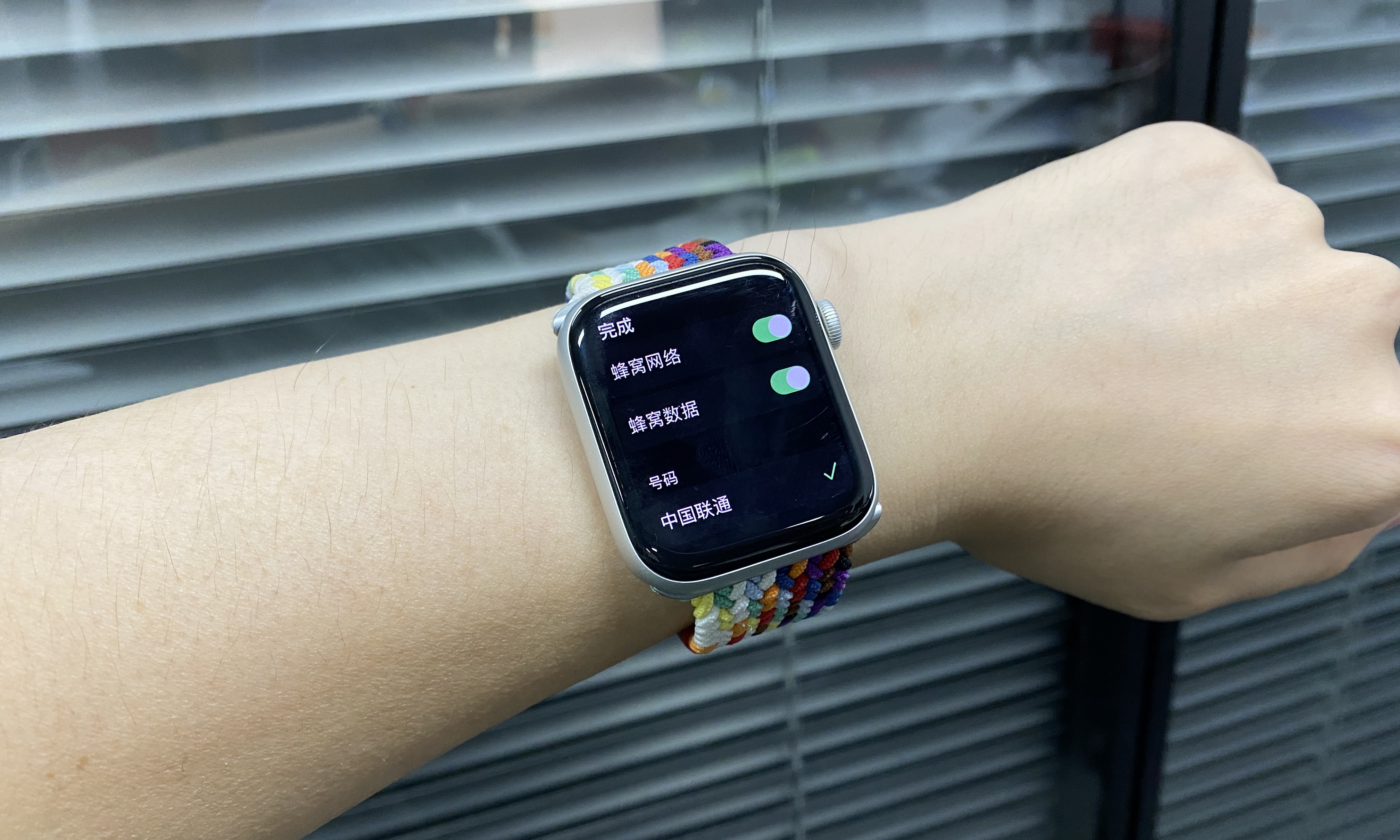 Apple Watch蜂窝网络形同虚设，只因穿戴设备只能是手机配角？