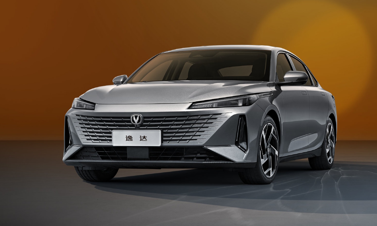 要干翻合资品牌？长安新款逸达来了：不到9万元，配置拉到满