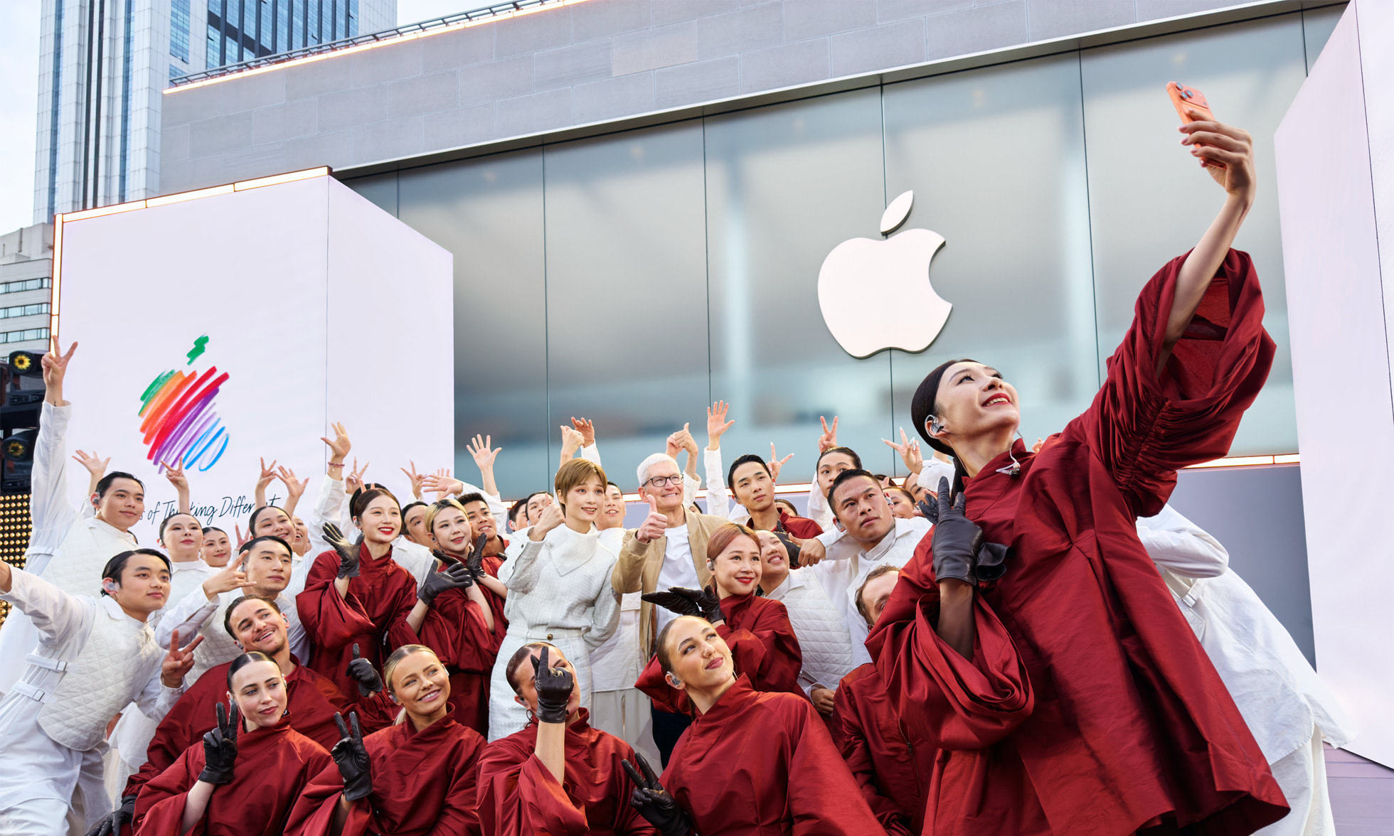 苹果在华18年:这10个关键时刻,刻在了中国果粉的记忆中