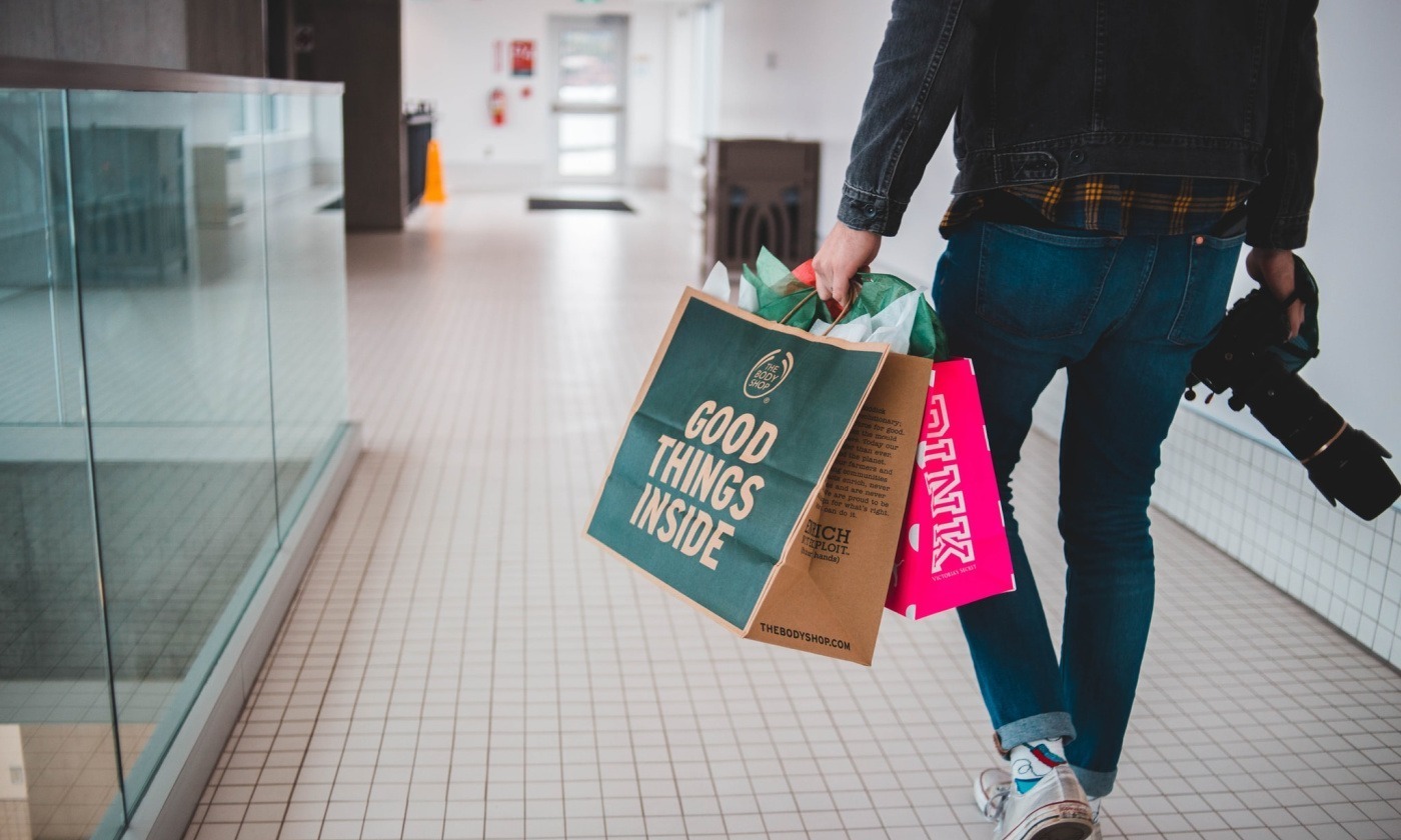 拼多多站在消费者这一边，错了吗？