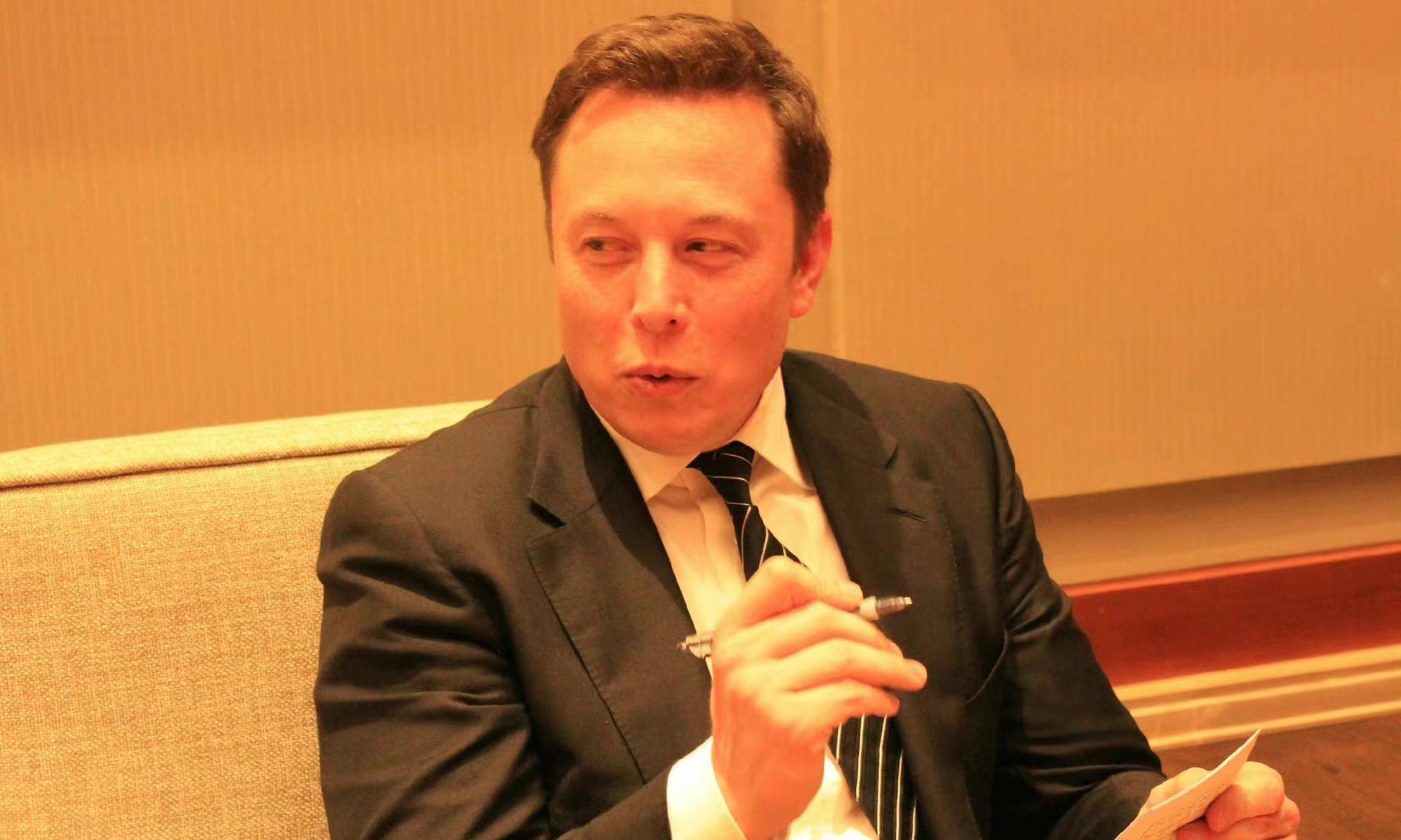 打工人的最高待遇！美国CEO薪酬排名公布：马斯克再次登顶