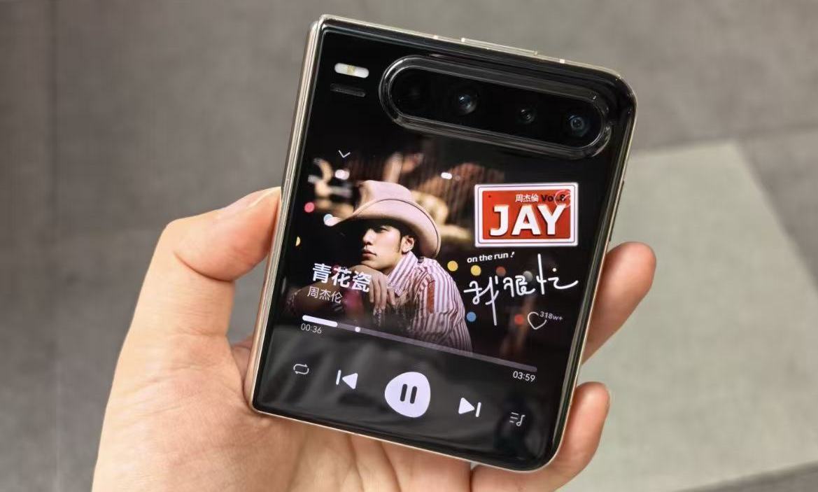 骂得越狠，卖得越火？华为Pura X激活量突破百万！