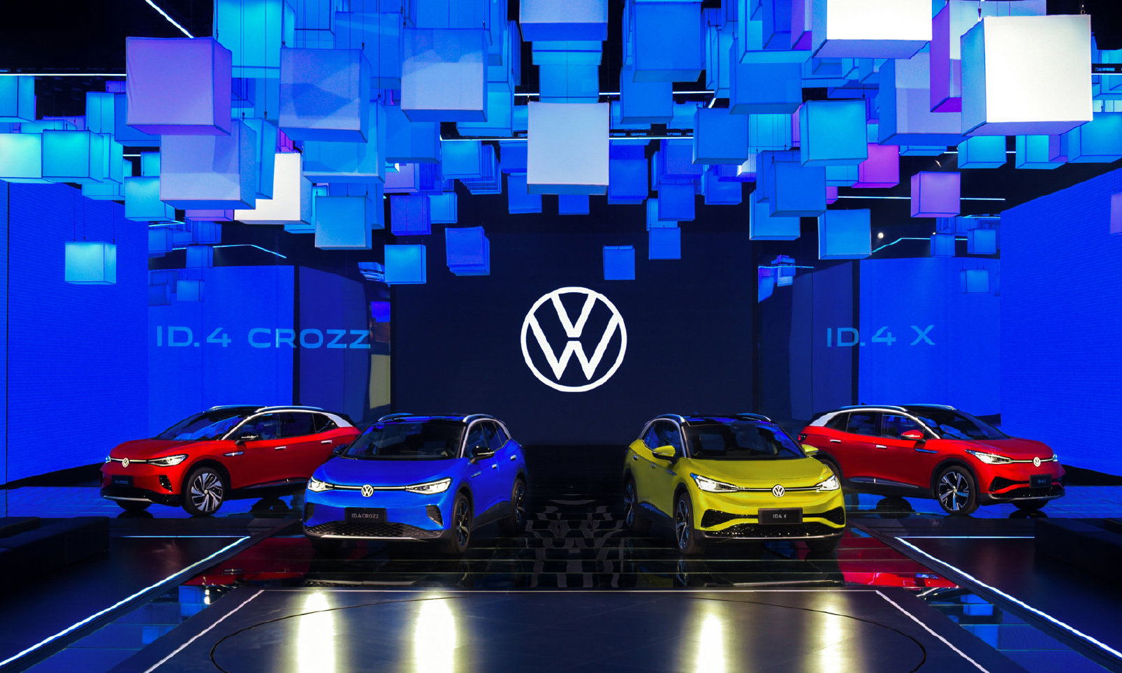 不想做下一个诺基亚!大众发力电动汽车市场:投1300亿造电池