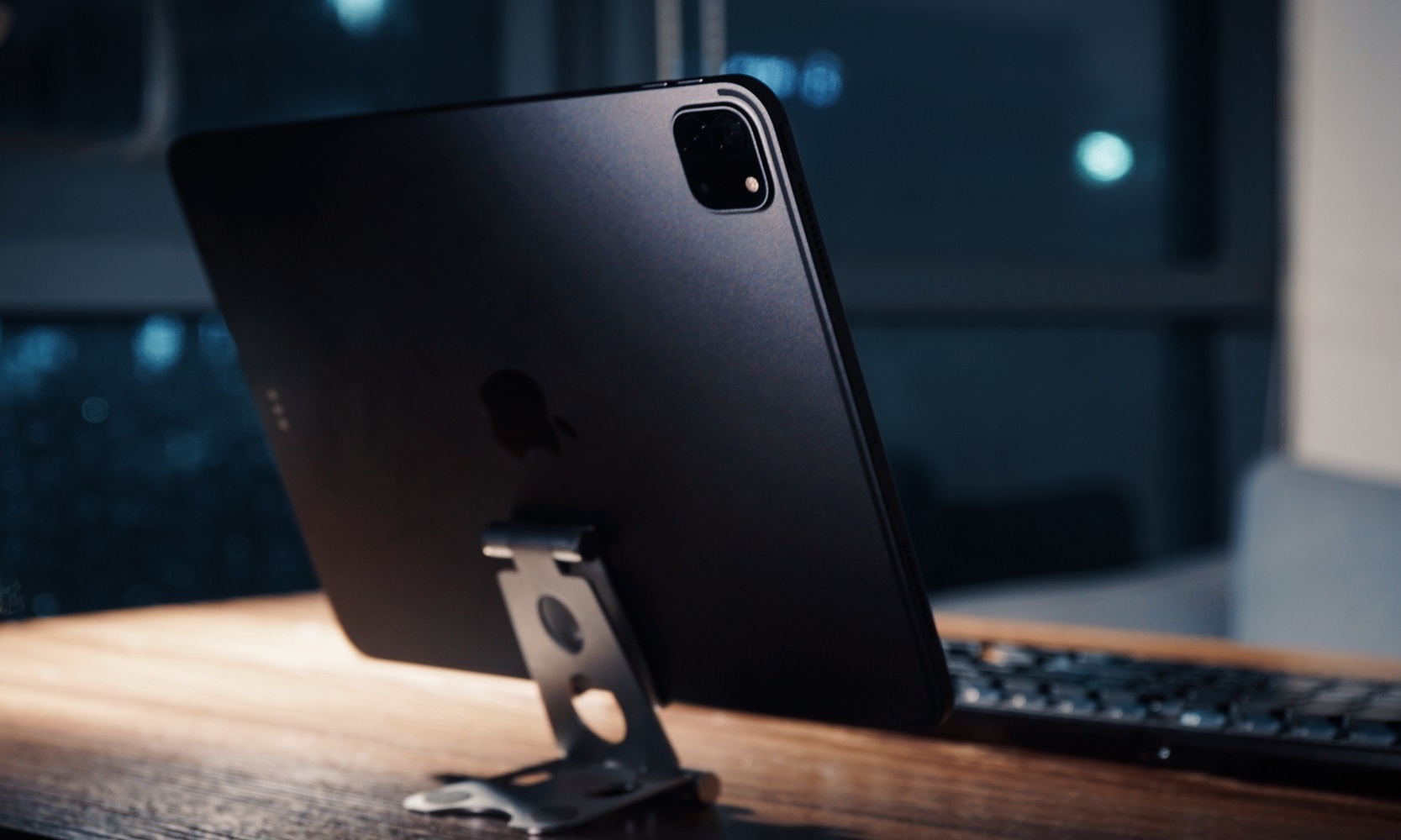 搭载M2芯片！苹果新款iPad Pro曝光：内存超级加倍